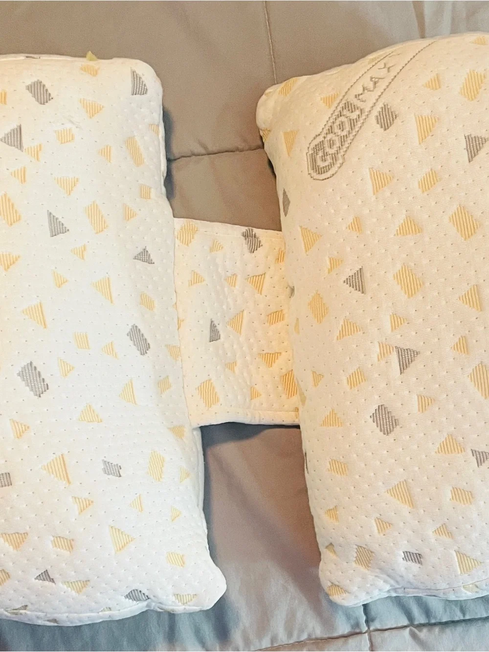 Memory Foam Coolmax Knee Pillow For Side Sleepers & Pregnancy Washable Cover